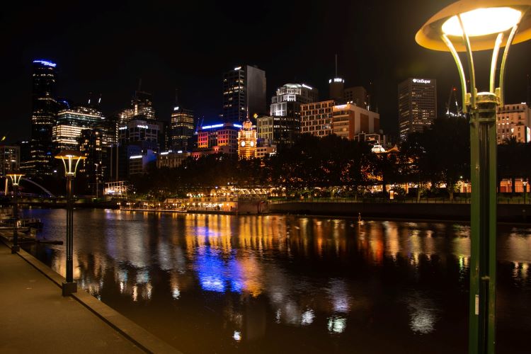 Yarra River Melbourne bei Nacht