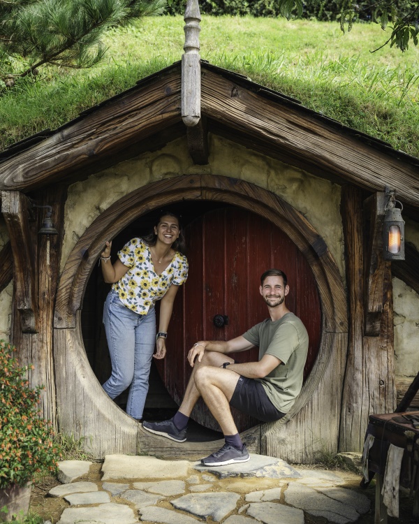 Lukas und Nadja in Hobbiton